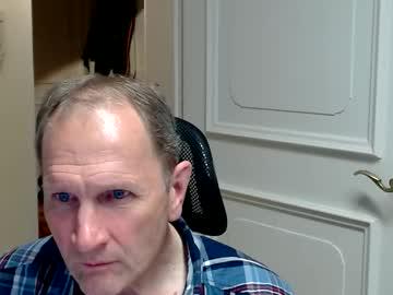 Watch fabiansoohot performing live on BoomCams free cam network