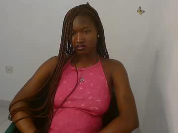 Watch fariha_babyy performing live on BoomCams free cam network
