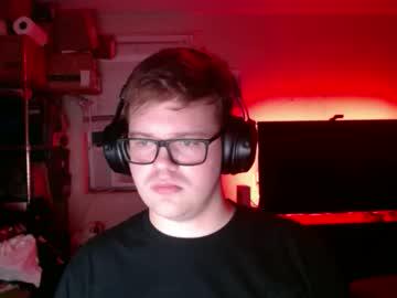 Watch fcxfirexhivex11 performing live on BoomCams free cam network