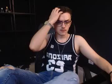 Watch felixstark performing live on BoomCams free cam network