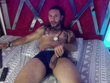 Watch fenixx899 performing live on BoomCams free cam network