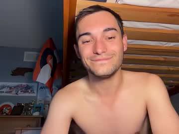 Watch fingeringoutlife_22 performing live on BoomCams free cam network