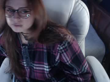 Watch flor3citarockera performing live on BoomCams free cam network