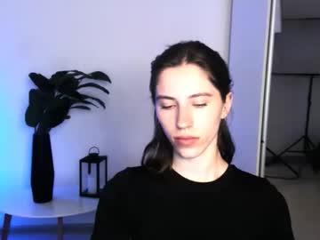 Watch flora_54 performing live on BoomCams free cam network