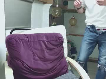 Watch followknight performing live on BoomCams free cam network