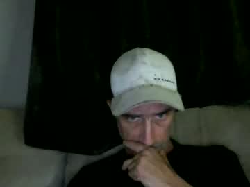 Watch fouraide42 performing live on BoomCams free cam network