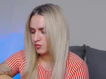 Watch foxy_kimmi performing live on BoomCams free cam network