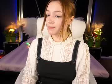 Watch foxymayy performing live on BoomCams free cam network