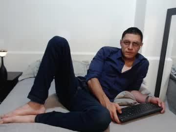 Watch frank_millers performing live on BoomCams free cam network