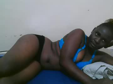 Watch freaky_hearts performing live on BoomCams free cam network
