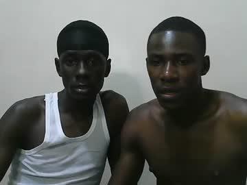 Watch freshlandz performing live on BoomCams free cam network