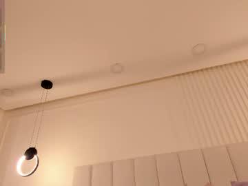 Watch freya_zimmerman_ performing live on BoomCams free cam network