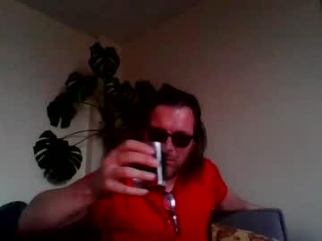Watch funn333222 performing live on BoomCams free cam network
