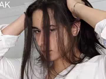 Watch gabriel_olx performing live on BoomCams free cam network