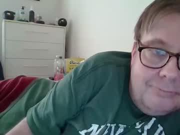 Watch garyg930 performing live on BoomCams free cam network