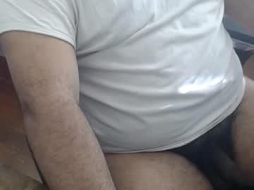 Watch gato27cam performing live on BoomCams free cam network
