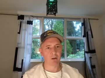 Watch geefoxx performing live on BoomCams free cam network