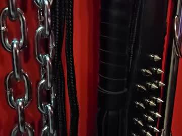 Watch gina_hotlick performing live on BoomCams free cam network