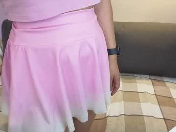 Watch girlfrend10 performing live on BoomCams free cam network