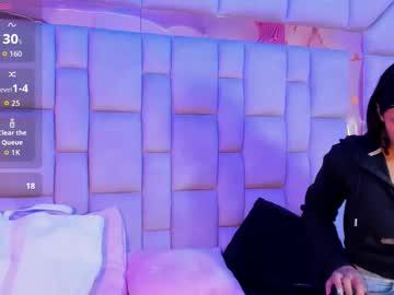 Watch gisell_squirt performing live on BoomCams free cam network