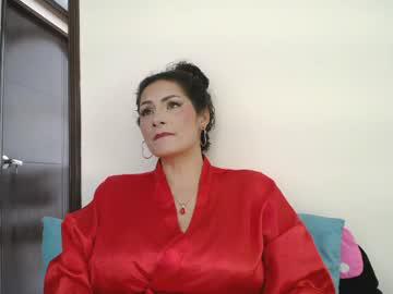 Watch gisellecarter_ performing live on BoomCams free cam network