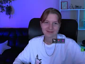 Watch gloria_bubble performing live on BoomCams free cam network