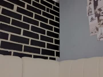 Watch goddivaa performing live on BoomCams free cam network