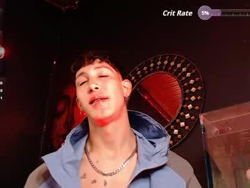 Watch godly_huan performing live on BoomCams free cam network