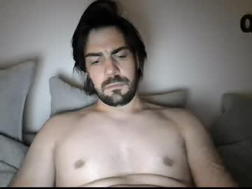 Watch goliasking93 performing live on BoomCams free cam network