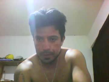 Watch gonzbalo performing live on BoomCams free cam network
