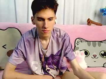 Watch goodboyluca performing live on BoomCams free cam network