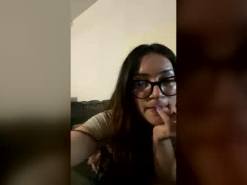 Watch greenwoman666 performing live on BoomCams free cam network