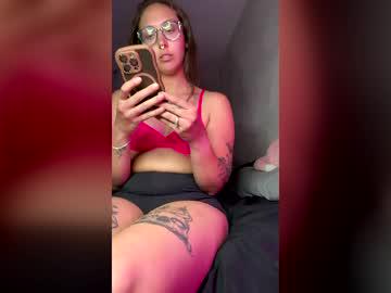Watch gunpowdercupcake performing live on BoomCams free cam network