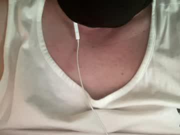 Watch gurujoe78 performing live on BoomCams free cam network