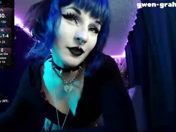 Watch gwengraham performing live on BoomCams free cam network