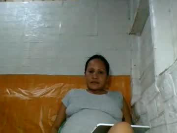 Watch gwenn24 performing live on BoomCams free cam network