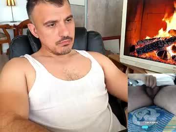 Watch gymd4ddy performing live on BoomCams free cam network