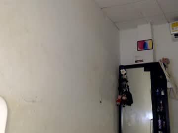 Watch hade_stefy performing live on BoomCams free cam network