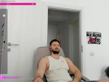 Watch hard_chriss performing live on BoomCams free cam network