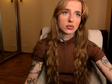 Watch harley_kimm performing live on BoomCams free cam network