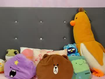 Watch harmonyy_hill performing live on BoomCams free cam network