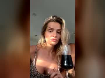 Watch harperellis performing live on BoomCams free cam network