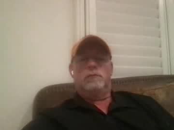 Watch hdeuce22 performing live on BoomCams free cam network