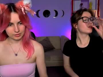 Watch helli_belli performing live on BoomCams free cam network