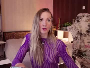 Watch hello_lisha performing live on BoomCams free cam network