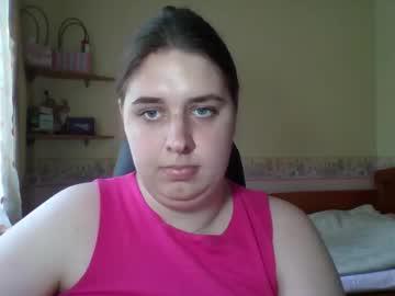 Watch hess_luna_ performing live on BoomCams free cam network