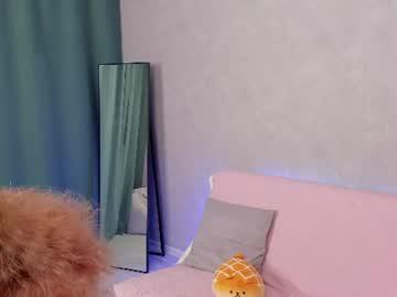 Watch hey_honey_bunny performing live on BoomCams free cam network