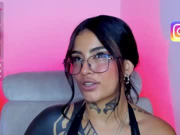 Watch hinataweed01 performing live on BoomCams free cam network