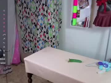 Watch hizli_ performing live on BoomCams free cam network