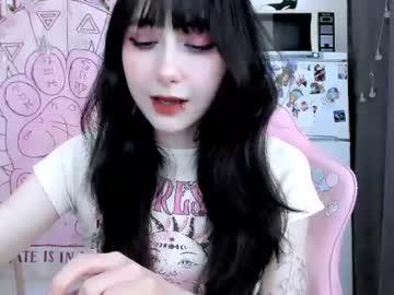 Watch holy420loly performing live on BoomCams free cam network